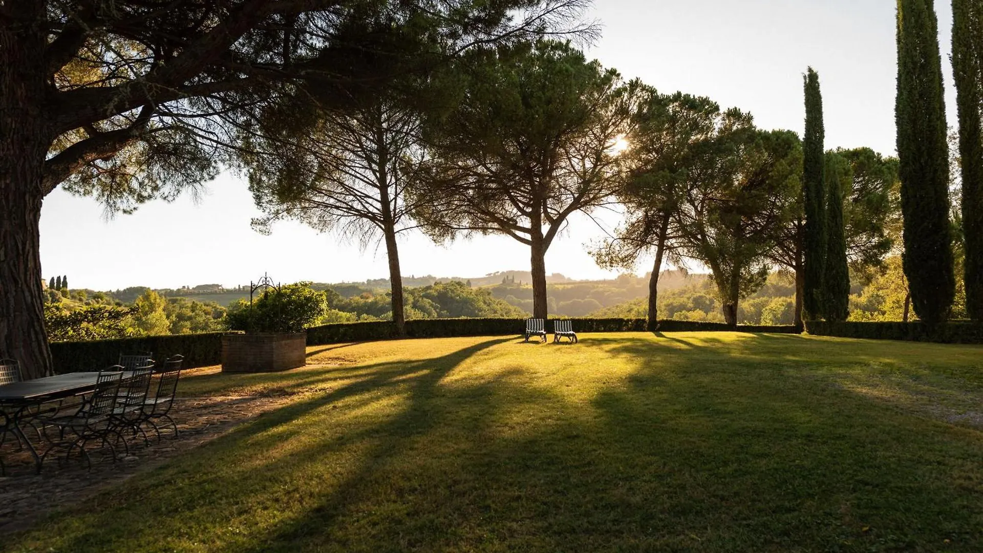 Green Hill Apartment In Tuscan Countryside Siena Italy