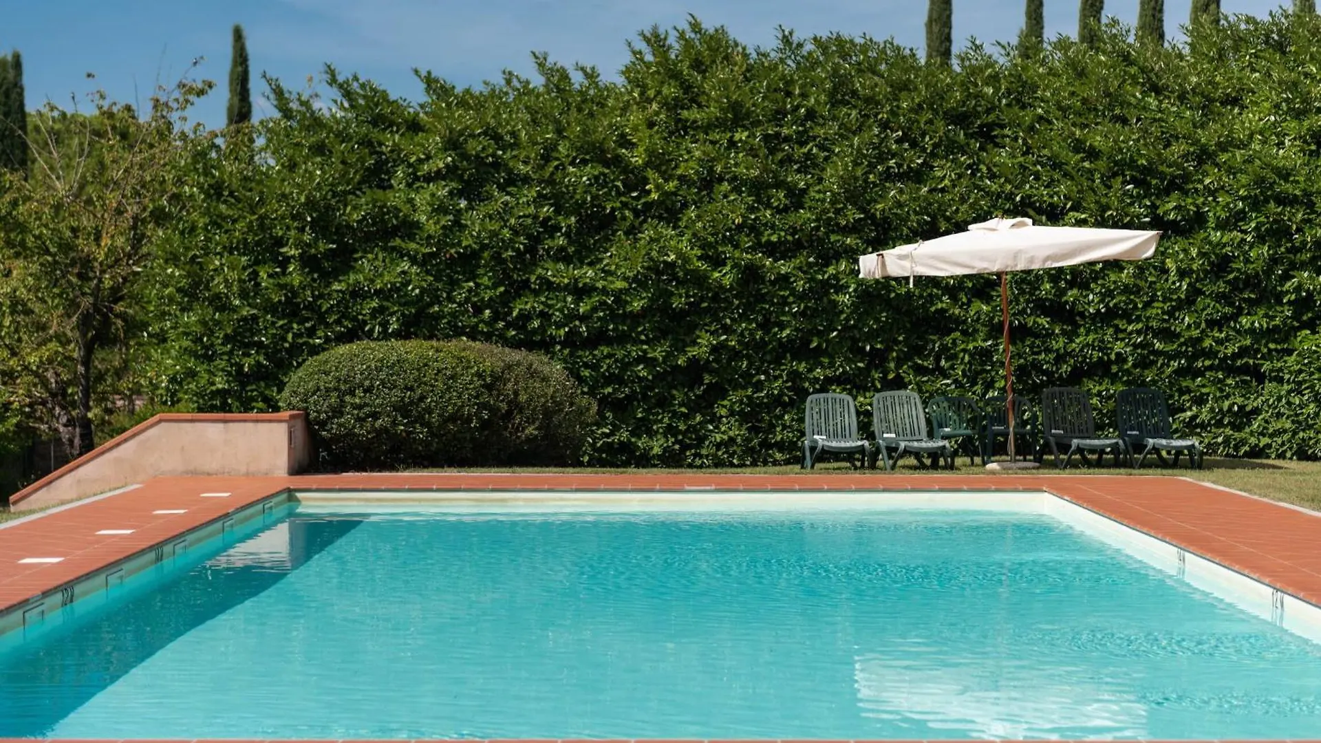 Green Hill Apartment In Tuscan Countryside Siena Italy